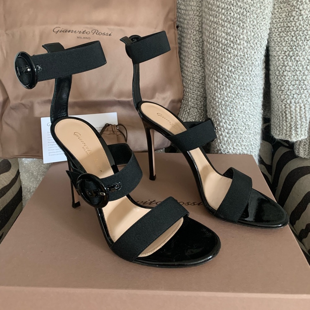 Gianvito Rossi Shoes - Picture 2 of 7